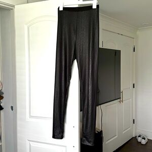Black snake print leggings. Free people size small. Worn once.